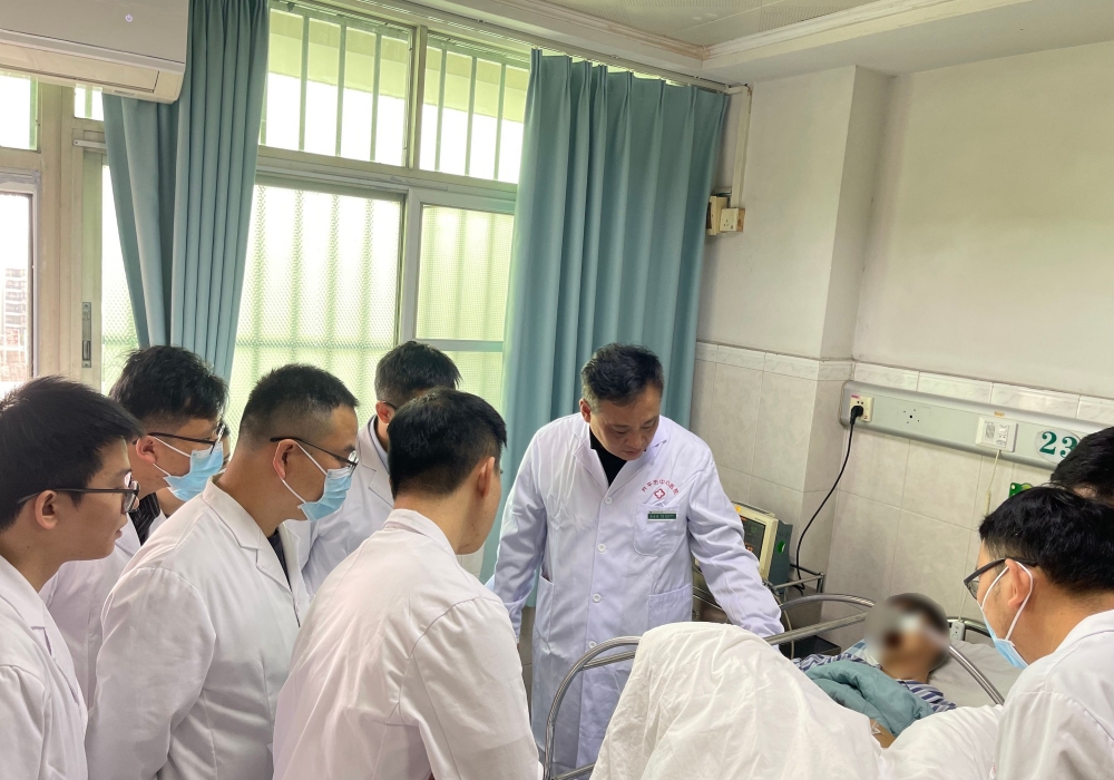 中山一院名医下沉暖侨乡，患者跨市追诊获新生！