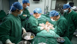 国家级团队赋能区域医疗——开平市中心医院成功拆除患者“感染炸弹”守住生命防线