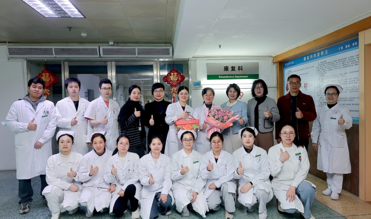 暖心慰问传关怀 精准帮扶促提升|开平市卫健局慰问中山一院驻我院专家孙逊沙、赖建洋教授